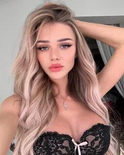 Lika blonde