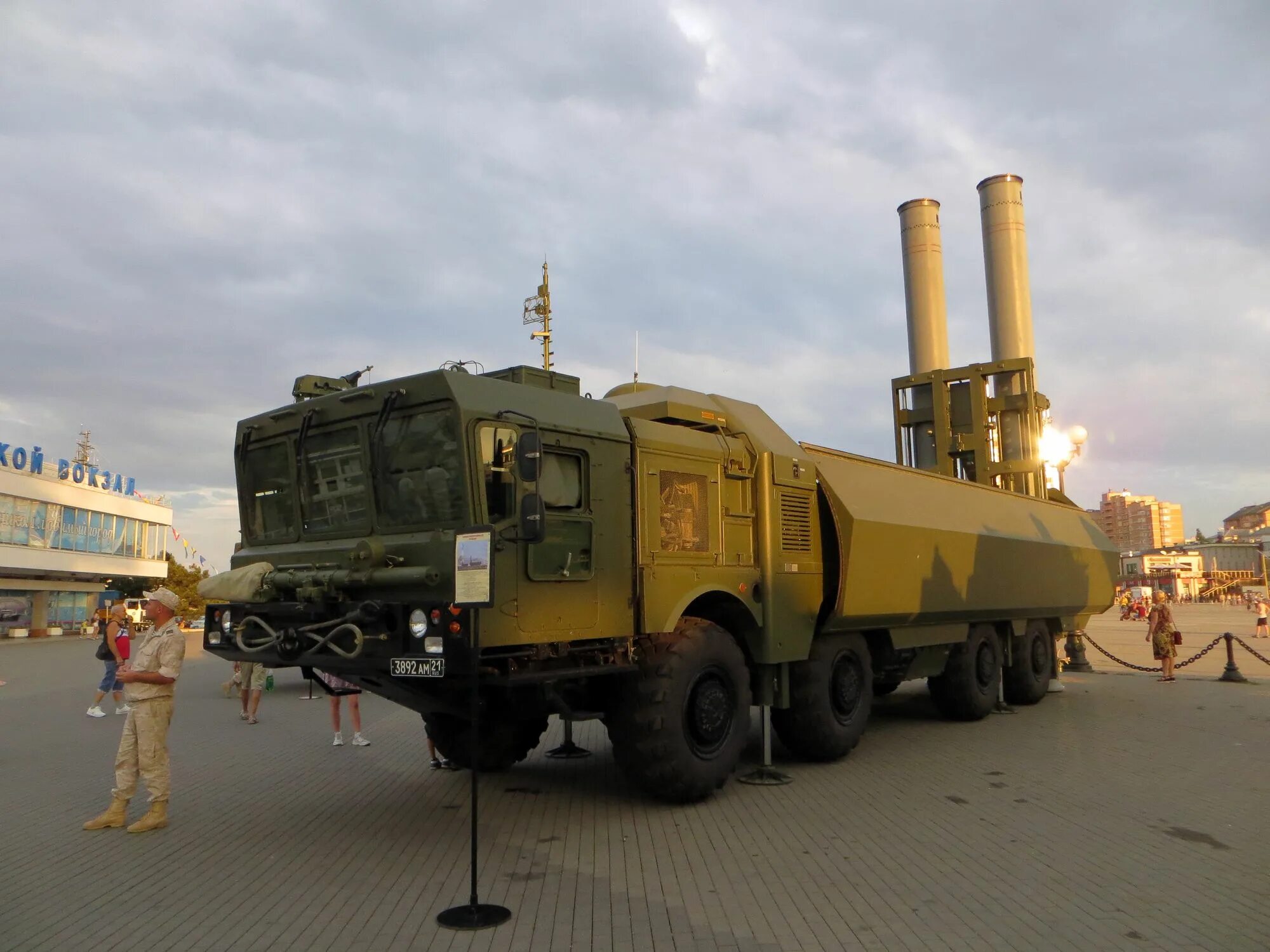 Береговой комплекс бастион. Бастион ракетный комплекс. МЗКТ 7930 БРК Бастион. Ракетный комплекс Бастион ракета.