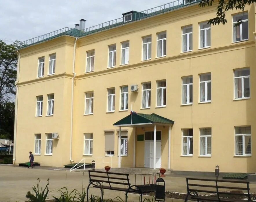 Центральная городская больница г новошахтинска грицац. Просвещения 20/11. Центральная городская больница города новошахтинска. Центральная городская больница новошахтинска. Центральная городская больница города новошахтинска.