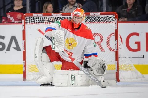 Вратарь сборной хоккей