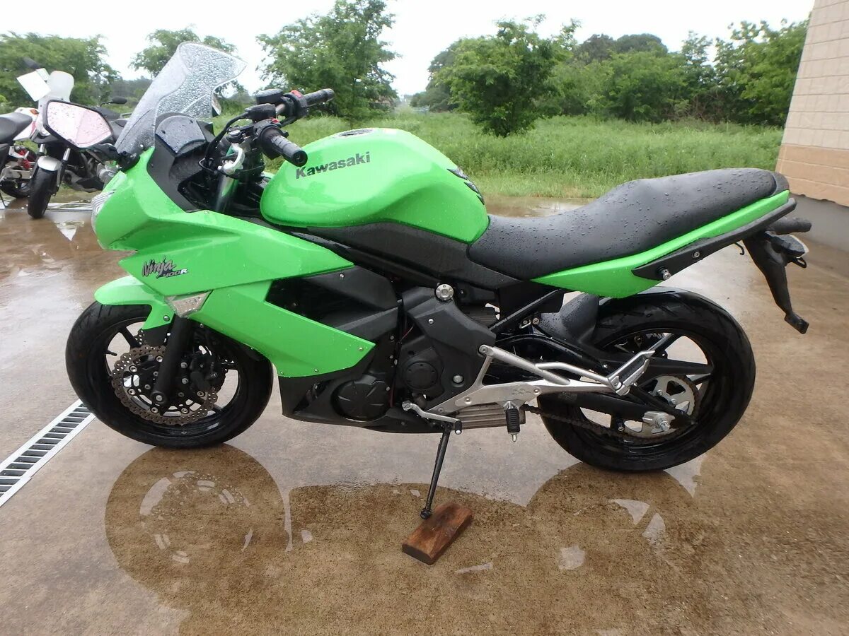 Купить ниндзя 400. Кавасаки ниндзя 400 зеленый. Kawasaki Ninja 400 салатовый. Kawasaki Ninja 400r 2019. Кавасаки зз400 зеленый.