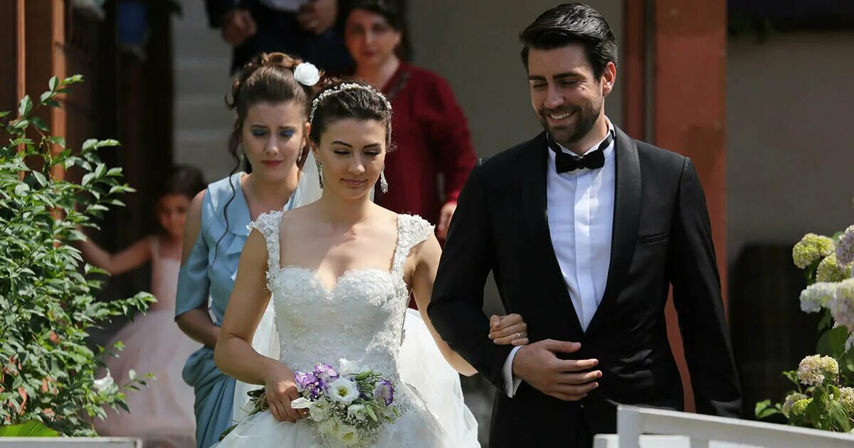 Фото: Любовь напоказ / Кадр из сериала "Любовь напоказ" (2019) #3516161