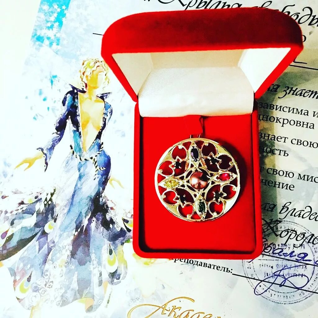 украшение для женской энергии. сила женщины заключается. четыре стихии лариса ренар. елизавета валяева. четыре стихии лариса ренар.