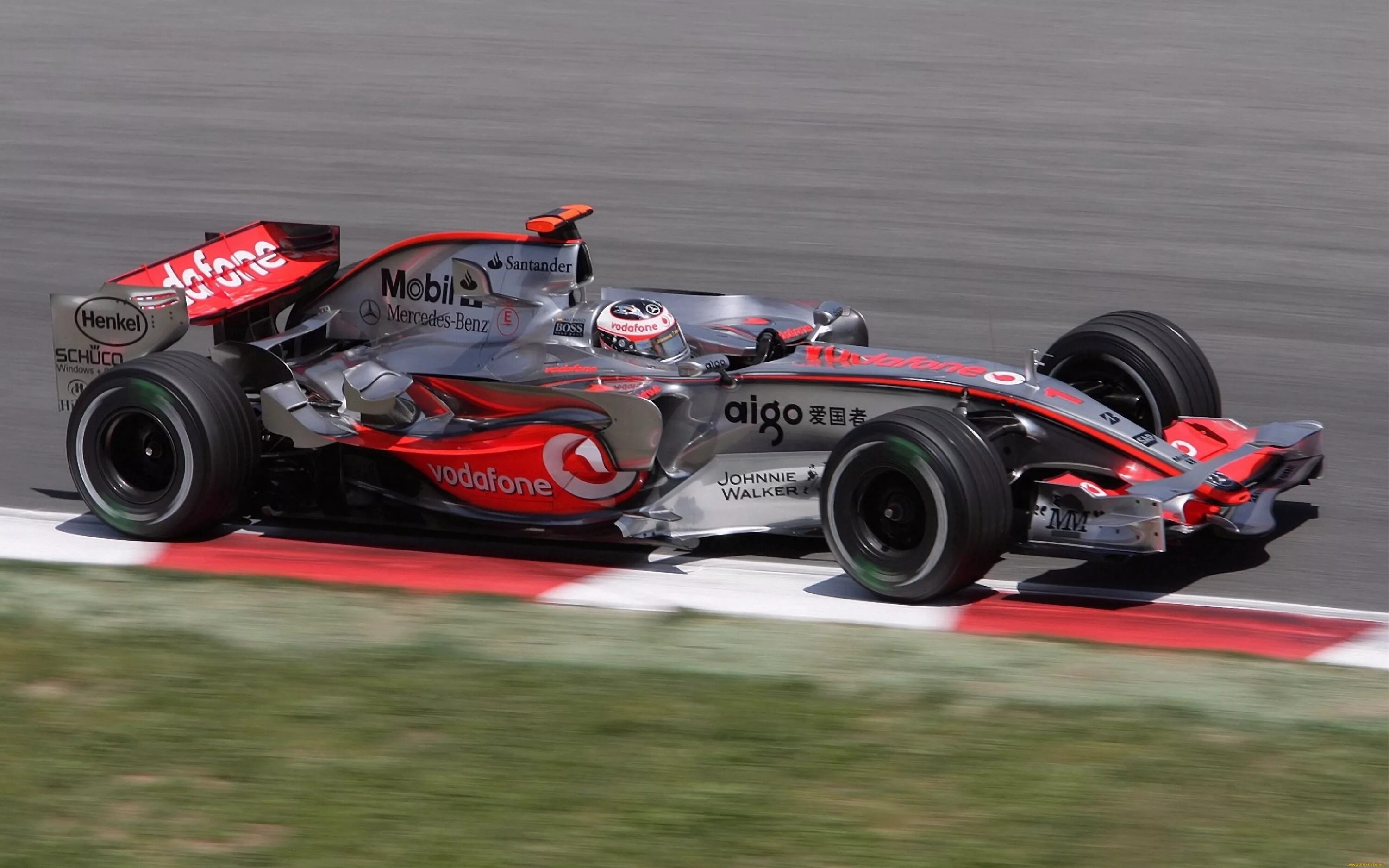 Болид формулы 1. Самые быстрые формулы. Самый быстрый гоночный болид. Самые быстрые формулы. Scuderia ferrari 2019.