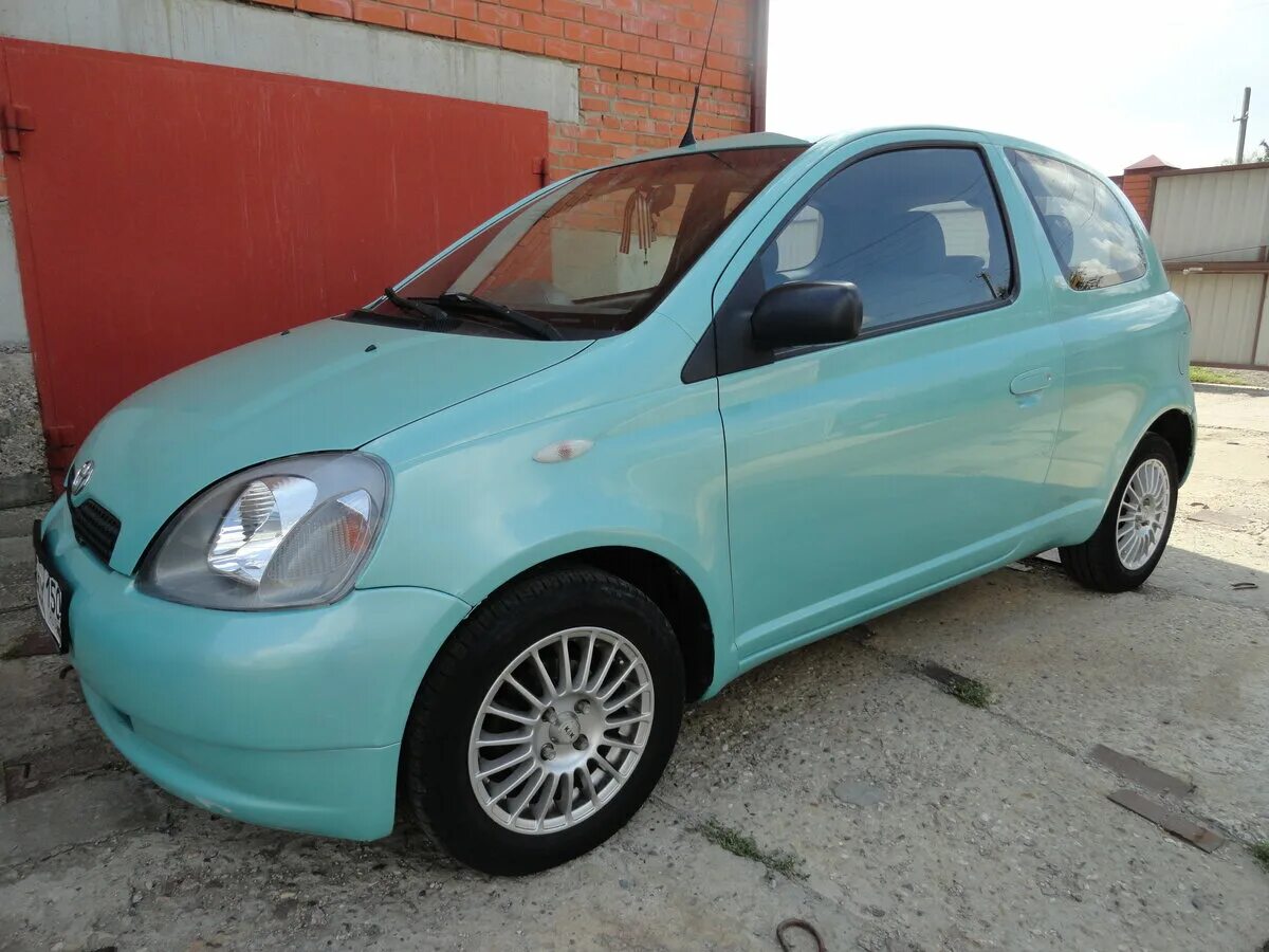 Ярис 2000 год. Toyota Yaris 2000. Тойота Ярис 2000г. Тойота Ярис 2000 года. Toyota Yaris 2000 год.