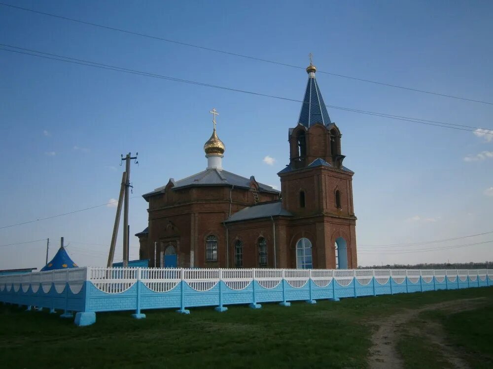 Сайт тарасовский район ростовской области. Церковь Донской иконы Божией матери Шарпаевка. Слобода Шарпаевка Тарасовского района Церковь. Шарпаевка Тарасовский район Ростовской. Большинка Тарасовский район Ростовской области.