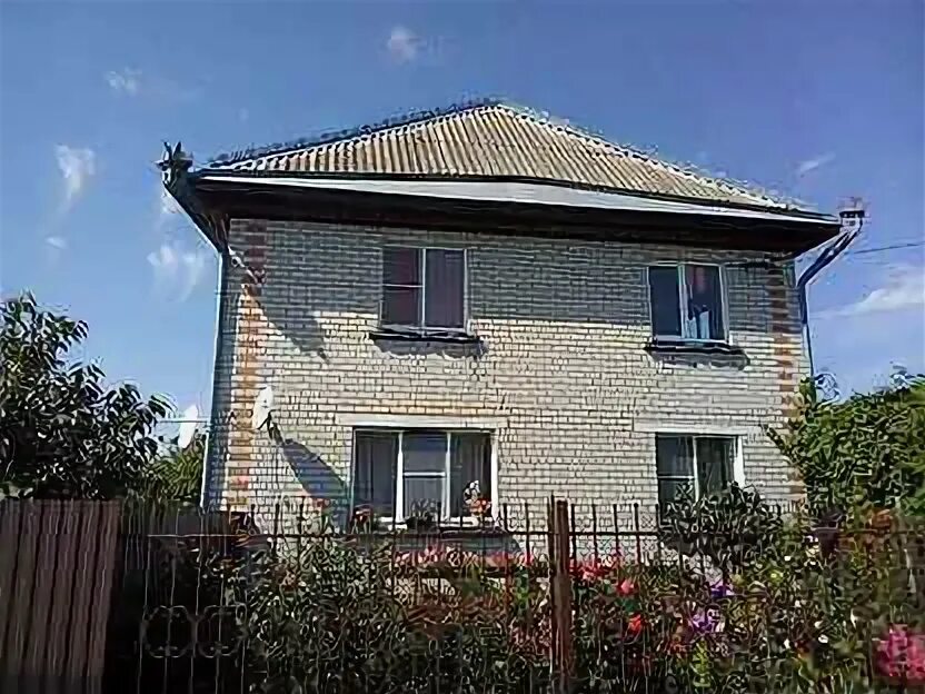 Поселки городского типа золотухино. Дом золотухина. Музей золотухина в быстром истоке. Дом золотухина. Дом золотухина.