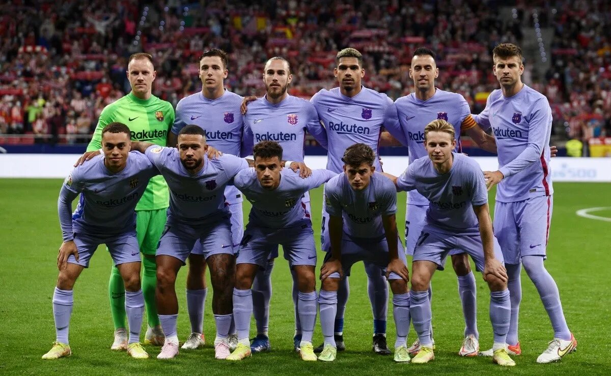 The football club. Барселона команда. The football club. Ливерпуль (футбольный клуб) футбольные клубы англии. Барселона фк 2022.