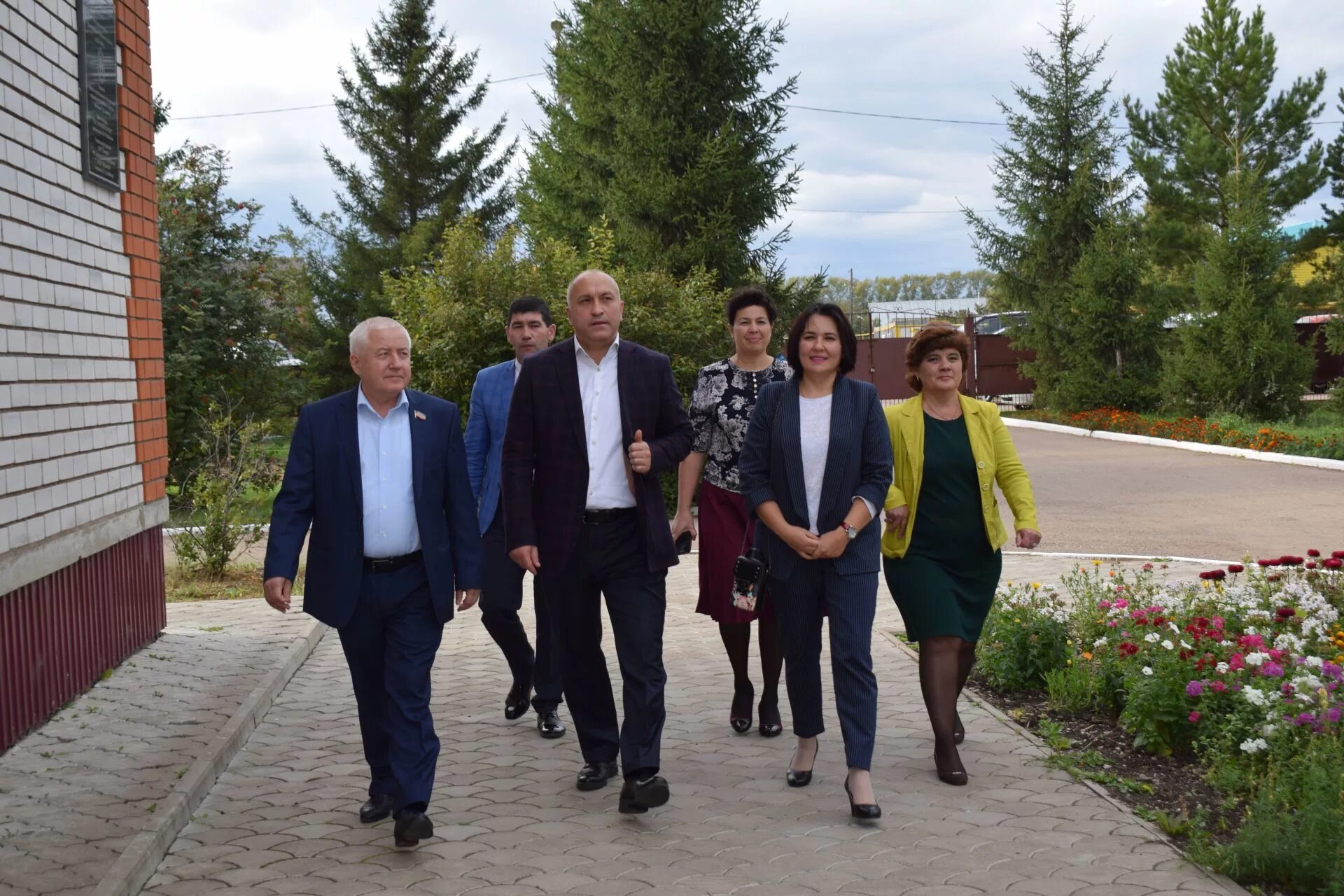 погода в тумутуке. тумутук азнакаевского района. тумутук мечеть. школа тумутук азнакаевский район. школа тумутук азнакаевский район.