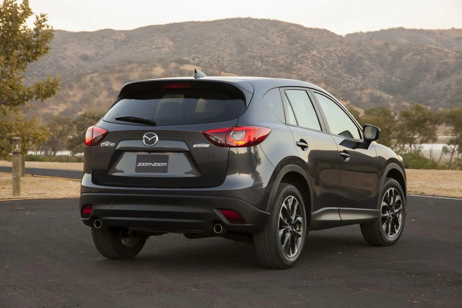 Mazda CX-5 2016. Mazda CX-5 2015. Мазда СХ-5 2016. Мазда СХ-5 2015г.