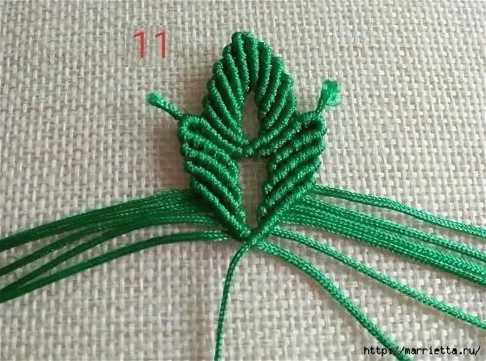 Цветы в технике макраме. Листик макраме. Листики в технике макраме. Листочки макраме. Листик макраме мастер класс для начинающих.