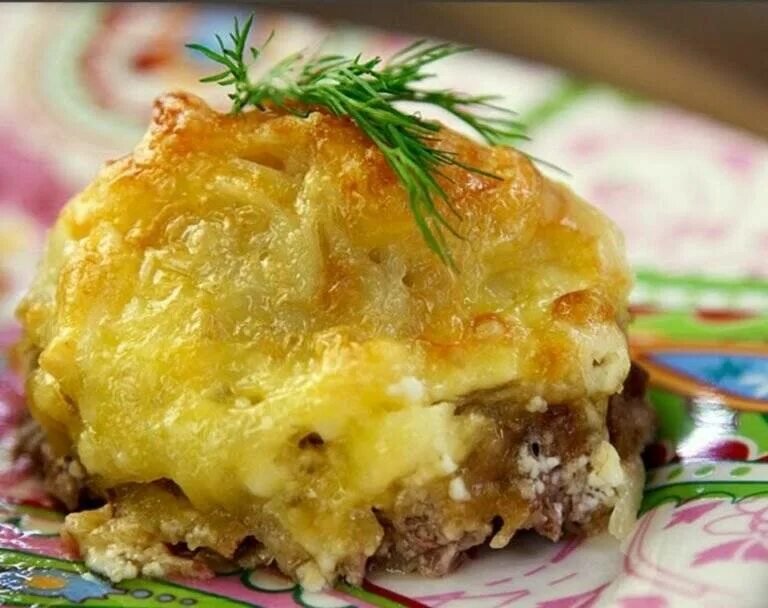 Фарш с сыром в духовке рецепты. Стожки. фаршированные стожки. шницель стожок. стожки из фарша с тертым картофелем.