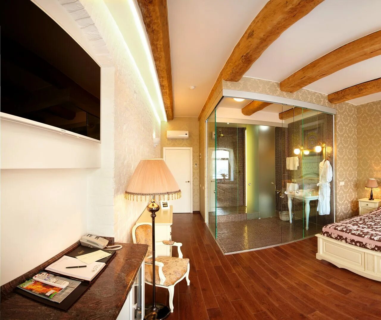 Rossi hotel & spa 4*. Росси бутик отель санкт-петербург. Росси отель санкт-петербург спа. Отель росси спб президентский люкс. Бутик отель делюкс.