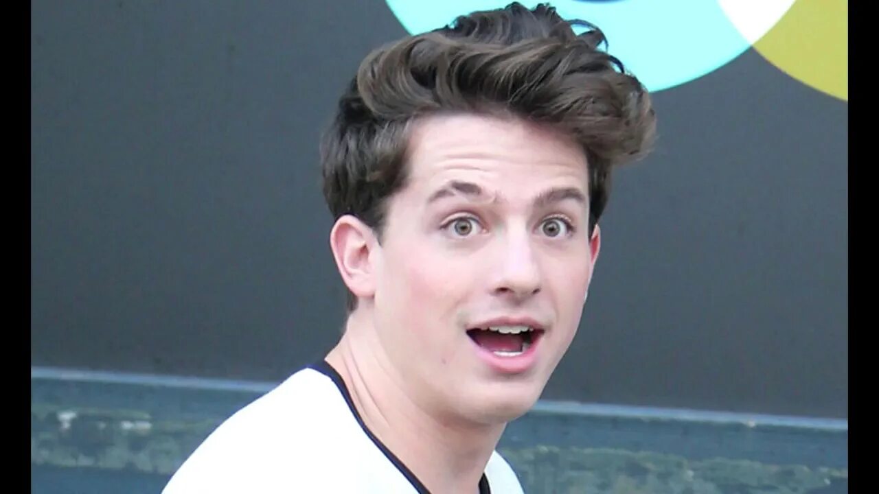 Charlie puth how. Charlie puth. charlie puth 2025. charlie puth 2025. чарли пут иллюминат.