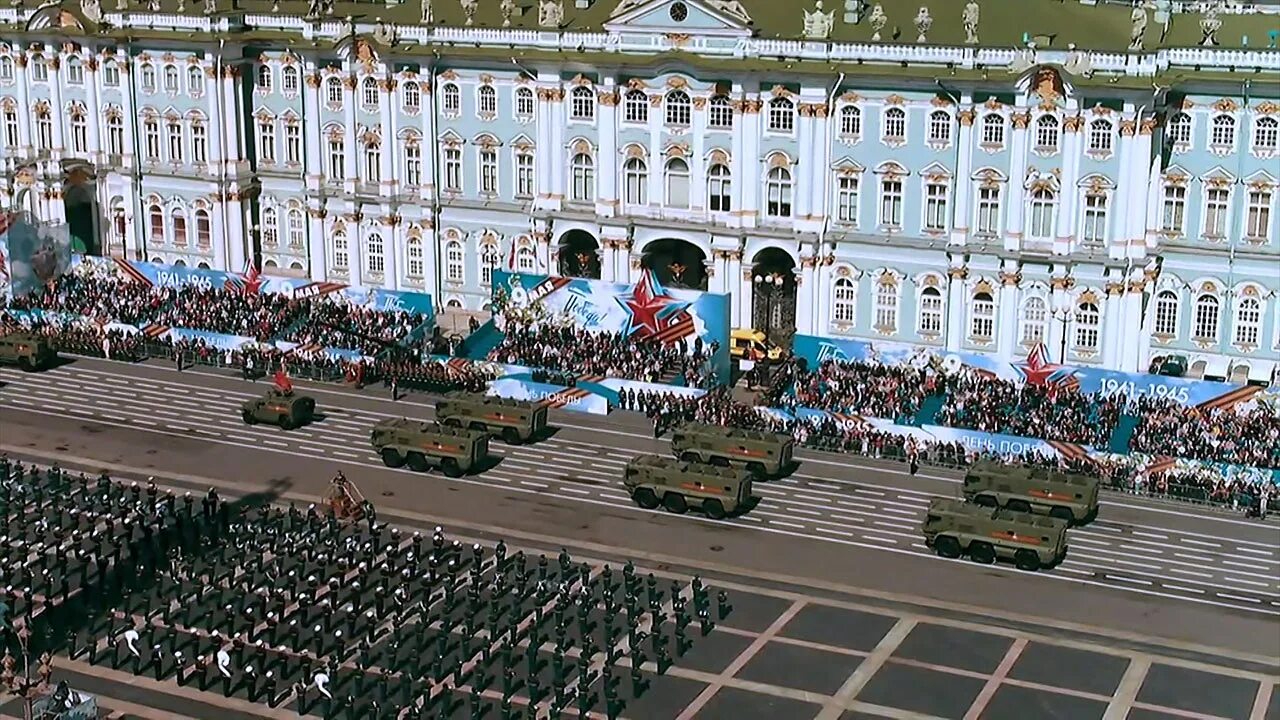 Какой будет май в санкт петербурге. Дворцовая площадь парад Победы 2021. Питер Дворцовая площадь парад Победы. Парад Победы 2021 в Санкт-Петербурге. Парад 9 мая 2021 Санкт-Петербург.