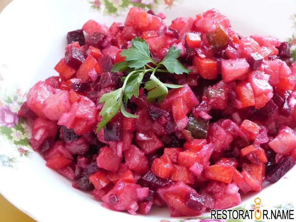 Овощи для винегрета в духовке. Вареная свекла и морковь. Винигредбы тро овощи отварить. Винегрет в кастрюле. Как быстро сварить овощи на винегрет.