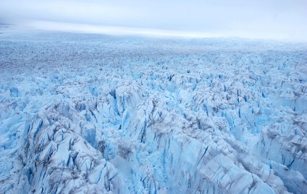 Большой остров покрытый льдами. Гренландия ледник Ледниковый щит. Ледяной щит Гренландии. Ледник Якобсхавн. Ледник Антарктида Арктика Гренландия.