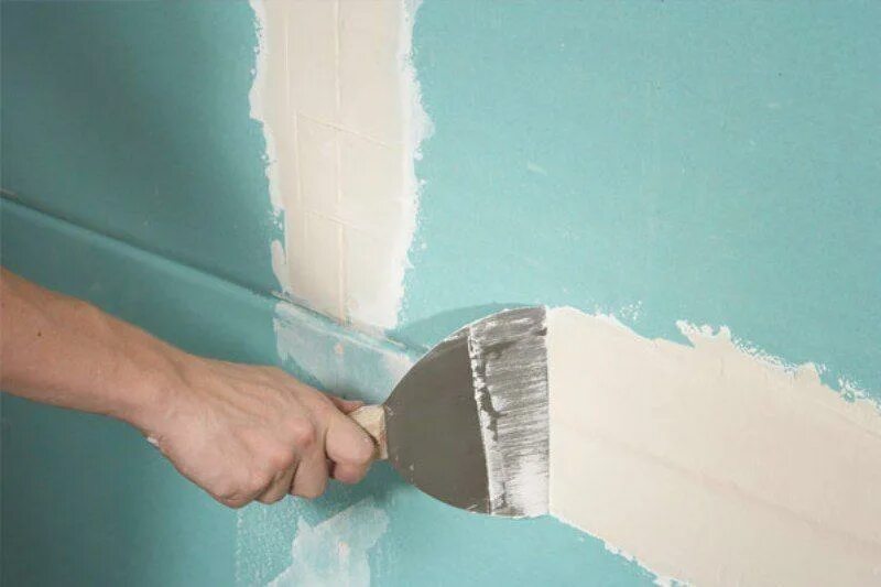 Шпаклевка щелей. Шпатлевка углов гипсокартона knauf. шпаклевка для стыков гкл. заделка швов гкл. заделка стыков гкл.