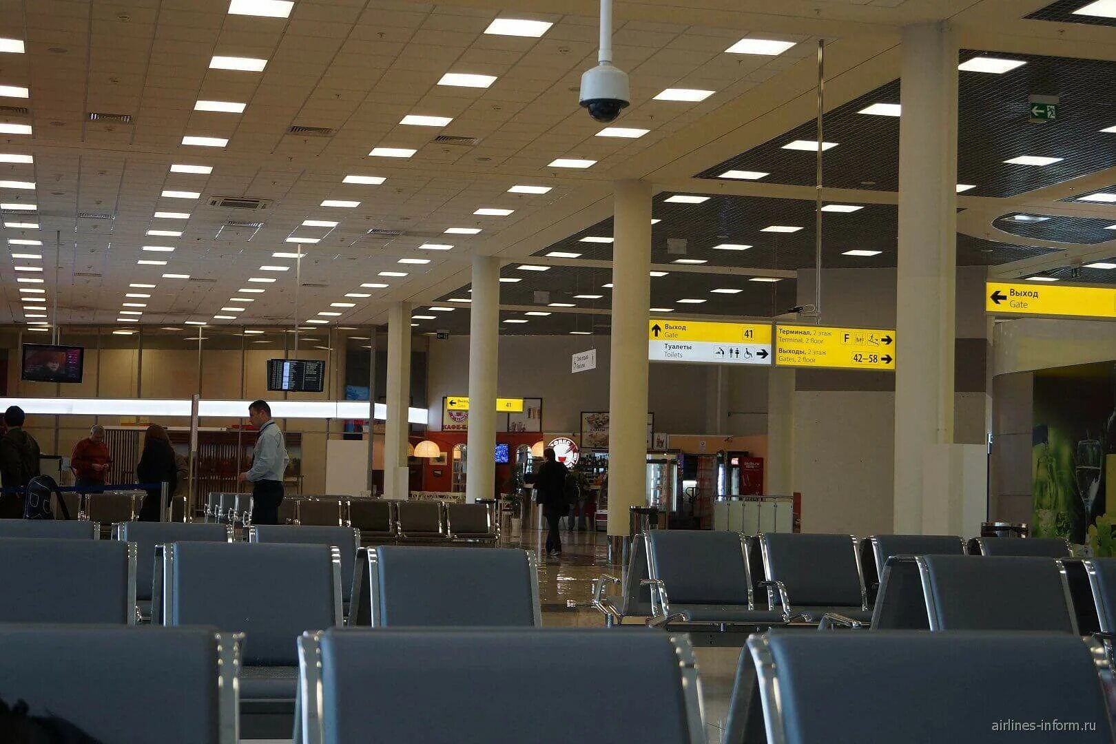 Шереметьево терминал д зал ожидания. Аэропорт Шереметьево терминал ф внутри. Шереметьево терминал f. Зал вылета терминал д Шереметьево. Терминал внутри