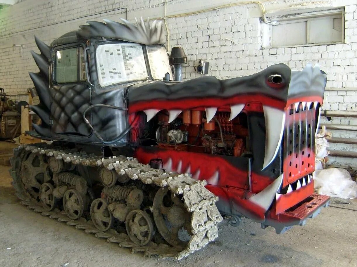 Сделать гусеничный трактор. Капот трактор т-60 гусянка. т170 тюнинг трактор. трактор т 40 на гусеницах. трактор дт 75 волк.
