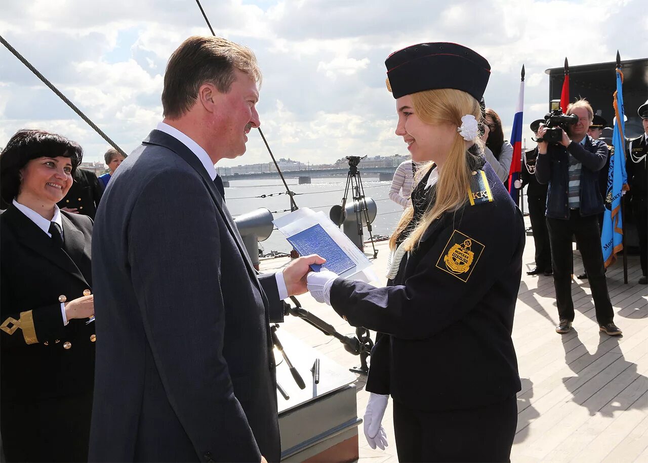 экипаж экспедиции паллада. гумрф тренажеры. сотрудники морского порта. филиал дальрыбвтуза в славянке. тренажерный центр макарова спб.