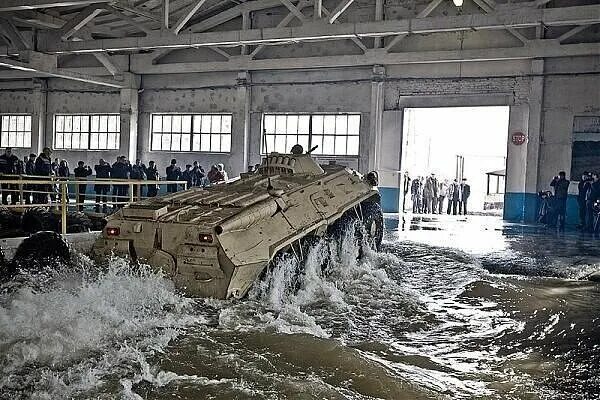 Алатырский механический завод. Амз алатырь. Александровский машиностроительный завод пермский край. Завод бтр 80 арзамас. Алтайский моторный завод.