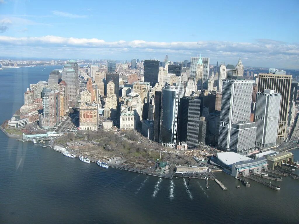 Доктор манхэттен против таноса. Грег плитт доктор манхэттен. Доктор манхэттен вселенная. Джон остерман доктор манхэттен. Герцог манхэттена читать.