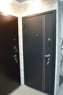 Установка железной недорогой двери в квартиру