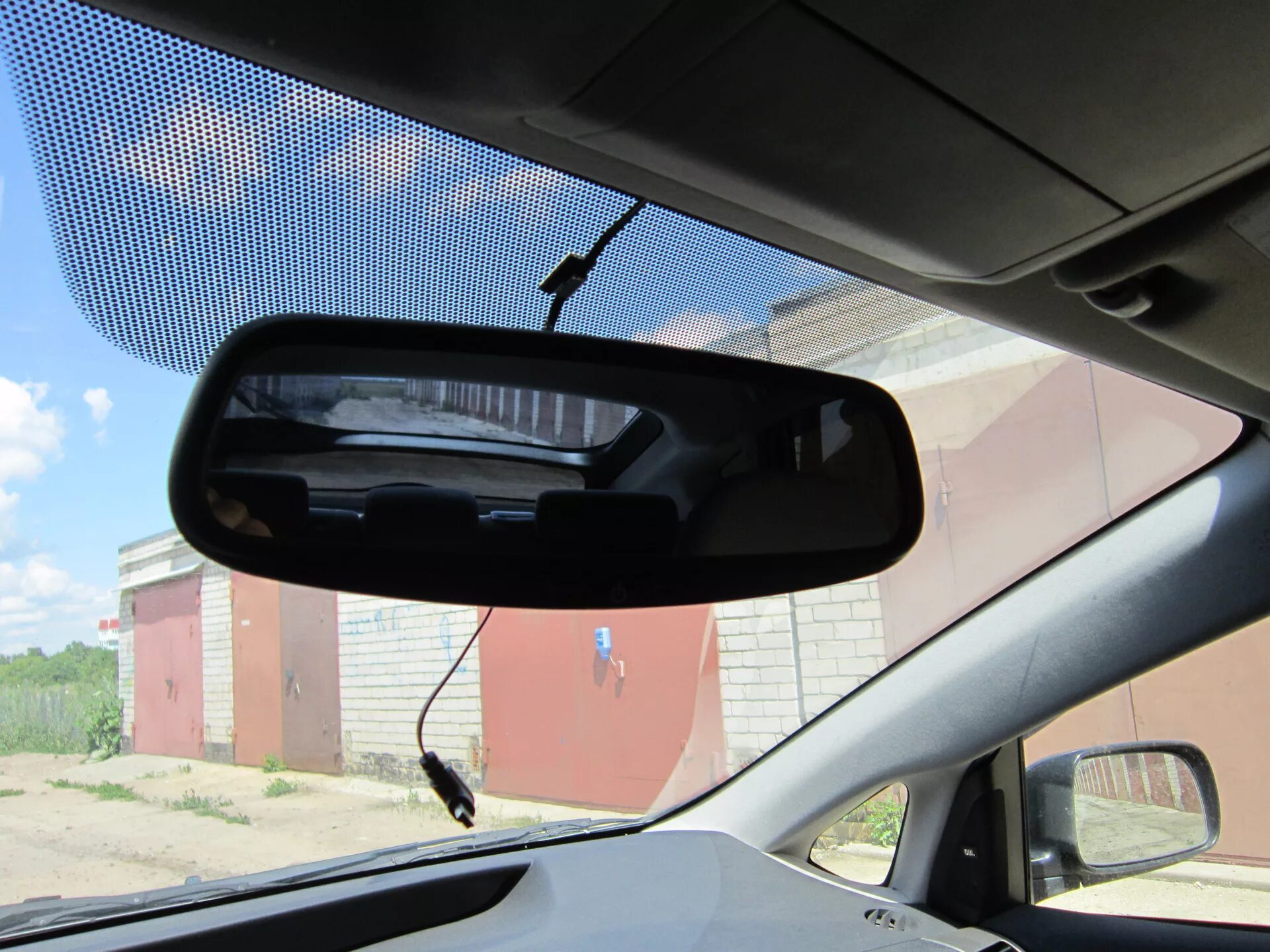 Включи зеркало 3. Mondeo 4 зеркало с автозатемнением. Зеркалом салона Мондео 3.