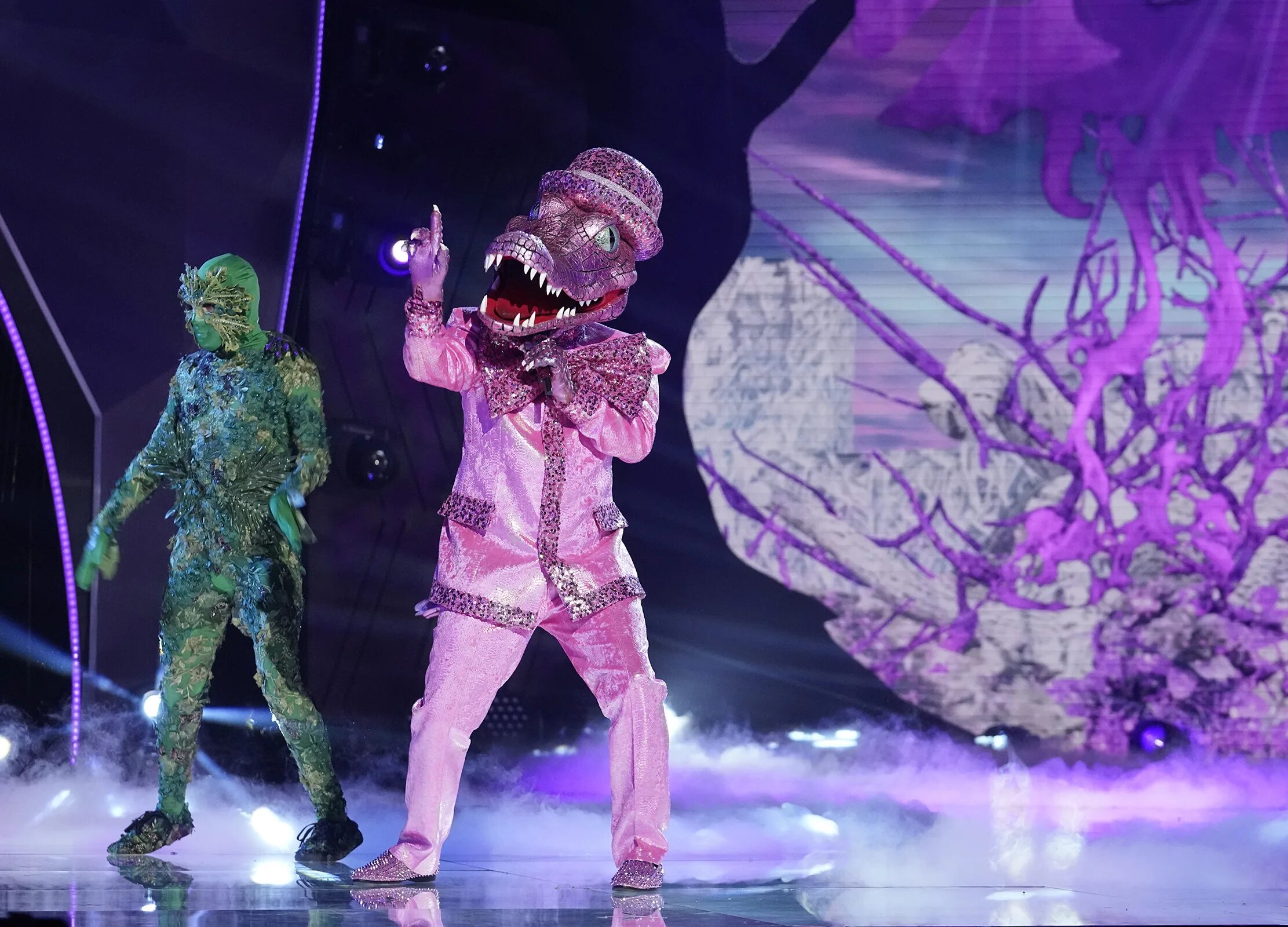 Маска 2 финала. The masked Singer крокодил. The masked Singer шоу. Шоу маска.