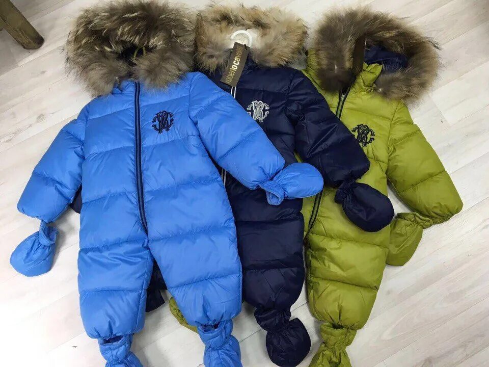 Фирма монклер детская одежда. Batik комбинезон винтер. Фирмы комбинезонов. Комбинезон батик полар. Фирмы комбинезонов.