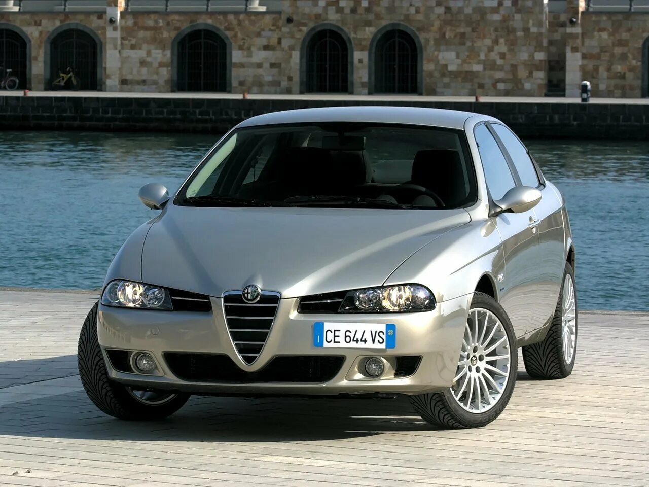 1.6 альфа ромео. Alfa Romeo 156. Alfa Romeo 156 2002. Машина Альфа Ромео 156. Alfa Romeo 156 седан.