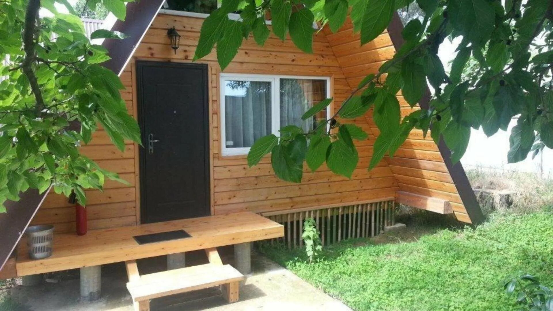 Турбаза донские зори серафимовичский. Glamping ribno, словения. Сарайский отель хужир. Байкал ольхон турбазы. Турбаза с отдельными домиками.