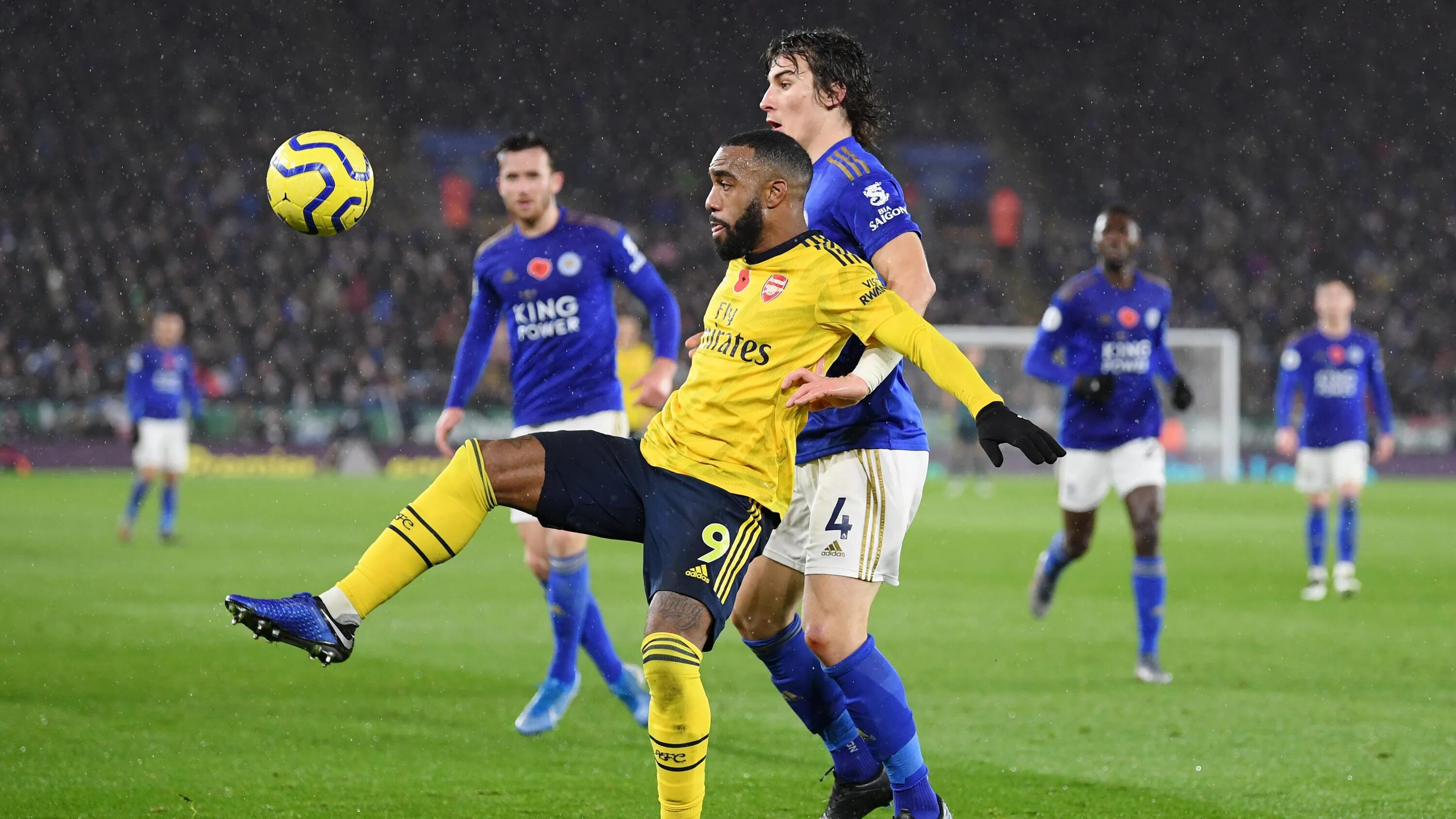 Прогноз матча лестер сити. Арсенал лестер. arsenal vs leicester. арсенал лестер прогноз. london места окколофутболистов.