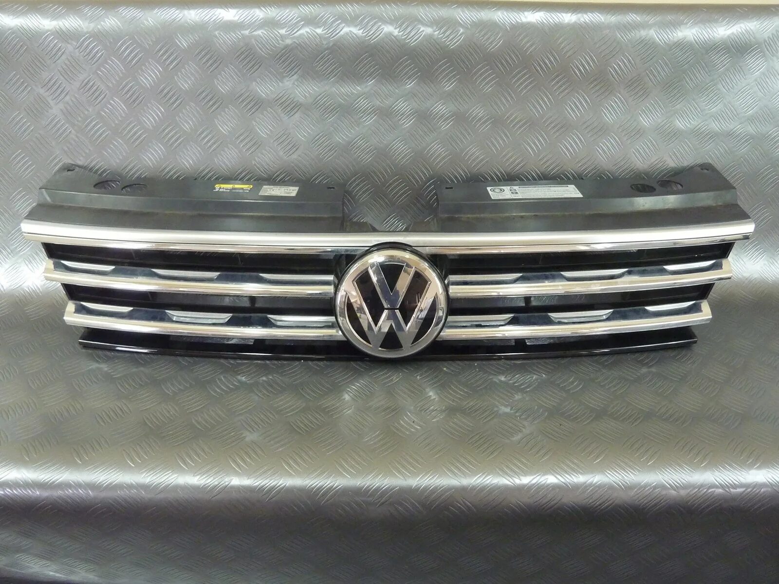 Решетка радиатора фольксваген тигуан 2021. Решетка радиатора тигуан 2008. Решетка радиатора фольксваген тигуан. Решетка фольксваген тигуан. Решетка фольксваген тигуан.