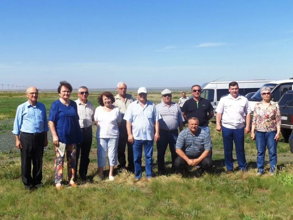 Погода в беляевке оренбургской на неделю. Беляевский район Оренбургская область. Крючковка Беляевский район Оренбургская область. Прокурор Кваркенского района Оренбургской области. Беляевский район Оренбургская Гирьял.