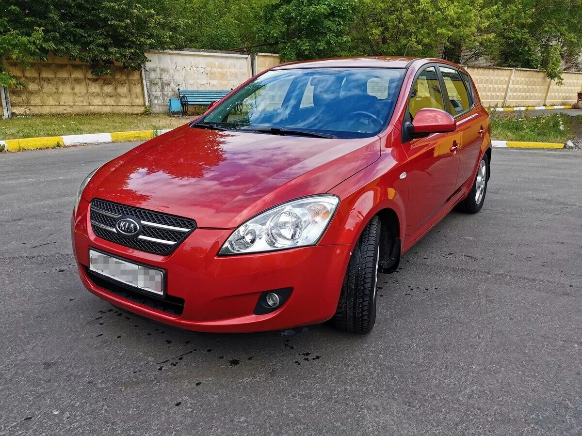 Купить киа сид 2008 года. Kia Ceed 2008 красный. Киа СИД красный хэтчбек 2008. Киа СИД 2008 1.6. Кия СИД 2008 красная.