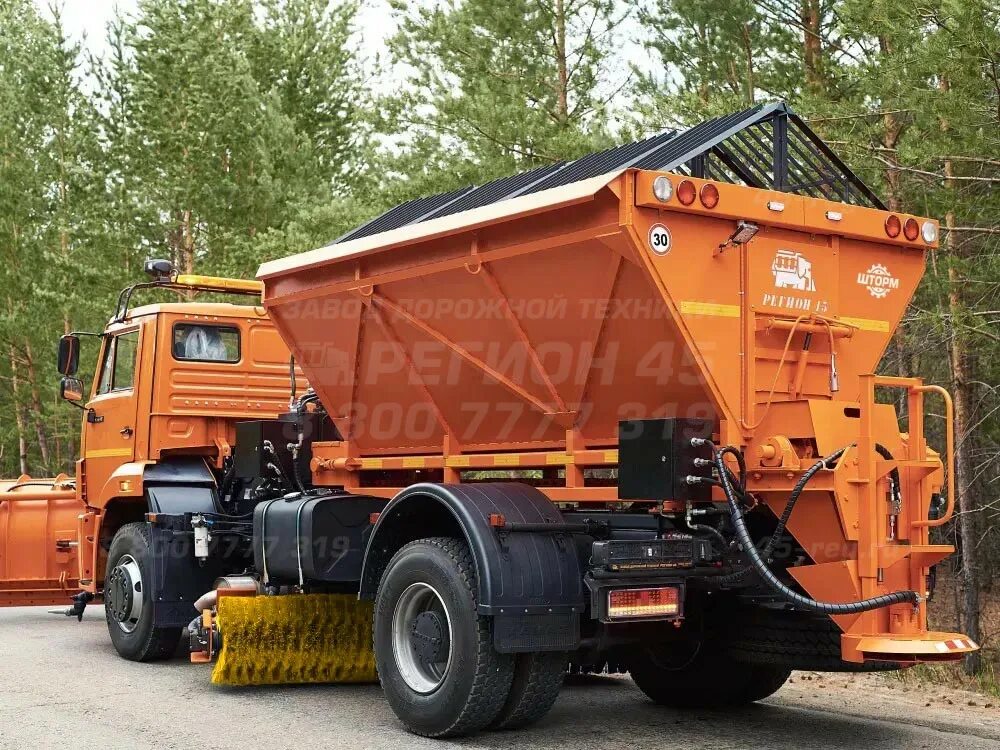 Кдм ростов на дону. Камаз 53605 кдм. кдм на базе камаз 53605. мдк 53605 машина дорожная комбинированная. камаз 53605 поливомоечная.