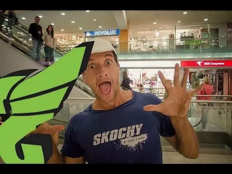 Лоран пьемонтези 2020. Лоран пьемонтези в такси 2. Лоран пьемонтези ямакаси. Лоран пьемонтези в молодости. Лоран пьемонтези в молодости.