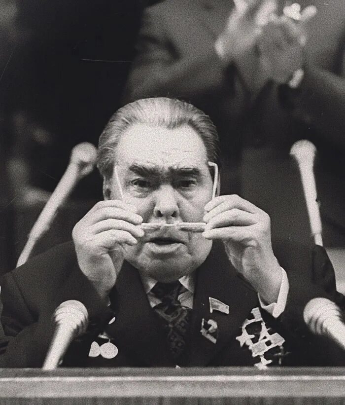 Брежнев отставка. Брежнев отставка. Брежнев отставка. Брежнев 1967. Брежнев 1982.