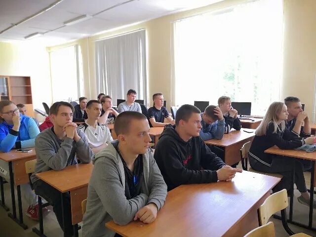 Сайт богородицкий политехнический колледж. Богородицк восточный микрорайон 1. Бпк богородицкий политехнический колледж. Технический техникум буденновск. Студенты в автошколе.