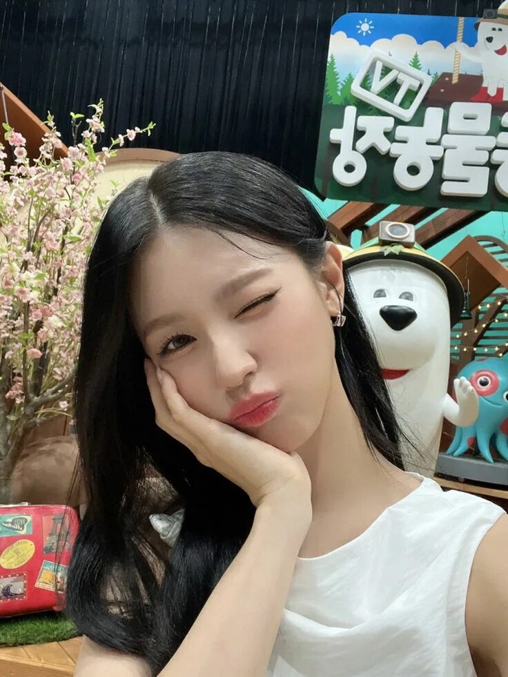 G i-dle миен. Миён. Миён hwaa. Миён g idle. Миен 2023.