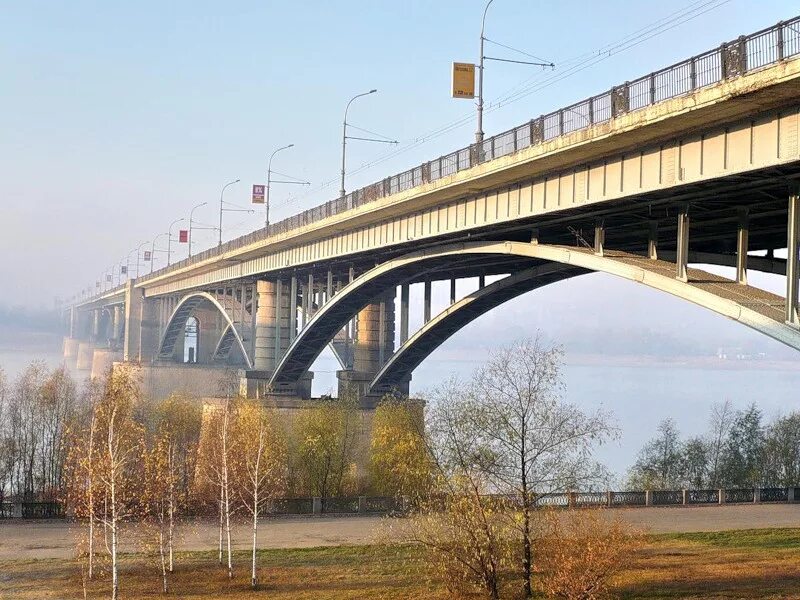 Второй пролет. Октябрьский мост Новосибирск. Октябрьский (коммунальный) мост. Коммунальный мост Новосибирск. Октябрьский мост через Обь в Новосибирске.