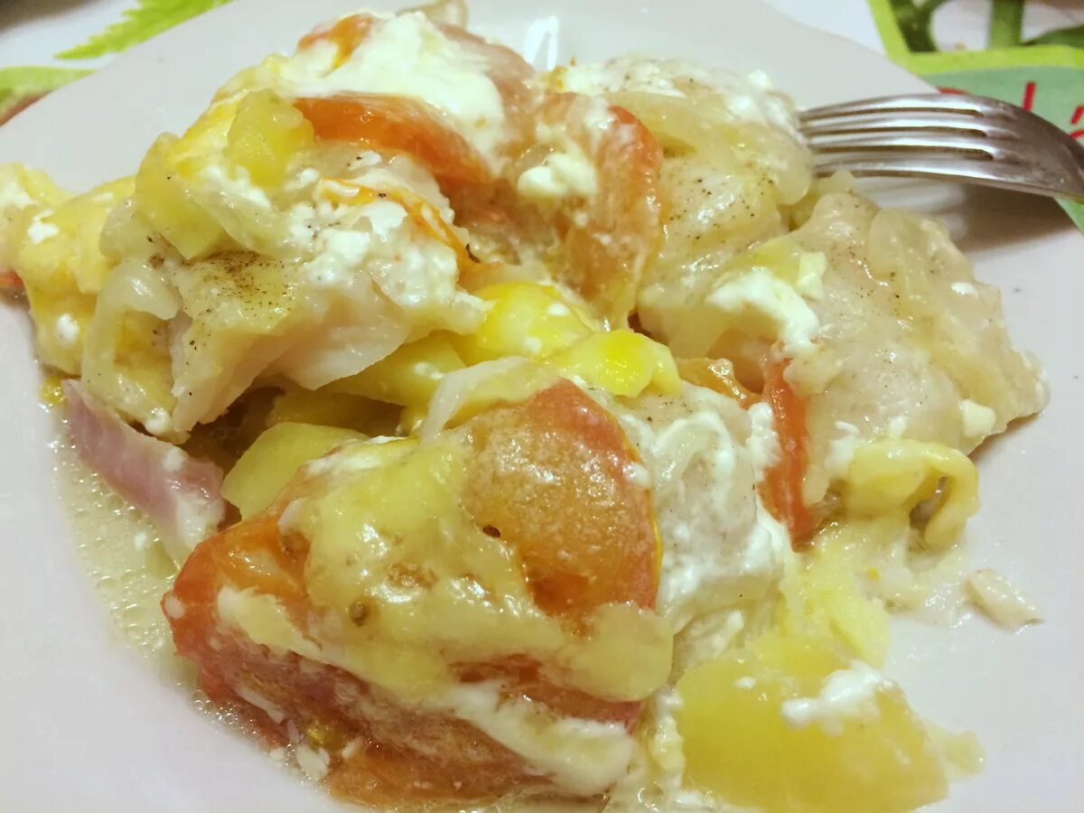 Картошка с морским языком в духовке рецепт. Морской язык с картошкой в духовке. Картошка с морским языком в духовке рецепт. Филе с картошкой в духовке. Картошка с морским языком в духовке рецепт.