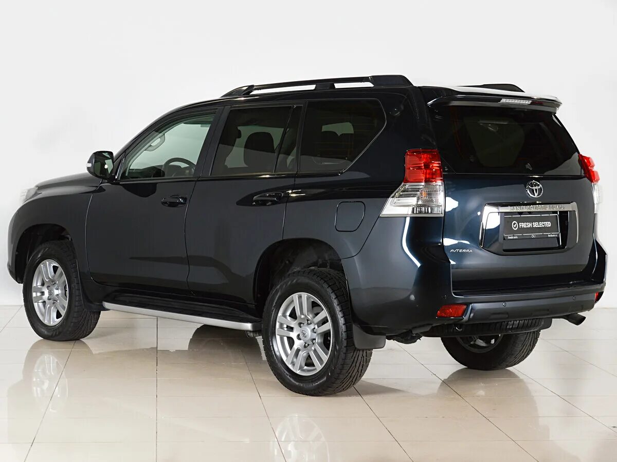 Купить крузер 150 в москве. Тойота ленд Крузер Прадо 2010. Toyota Land Cruiser Prado 2010. Тойота Прадо 150 2010. Land Cruiser Prado 150 2010.