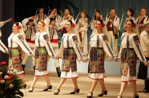 Молдавский народный костюм