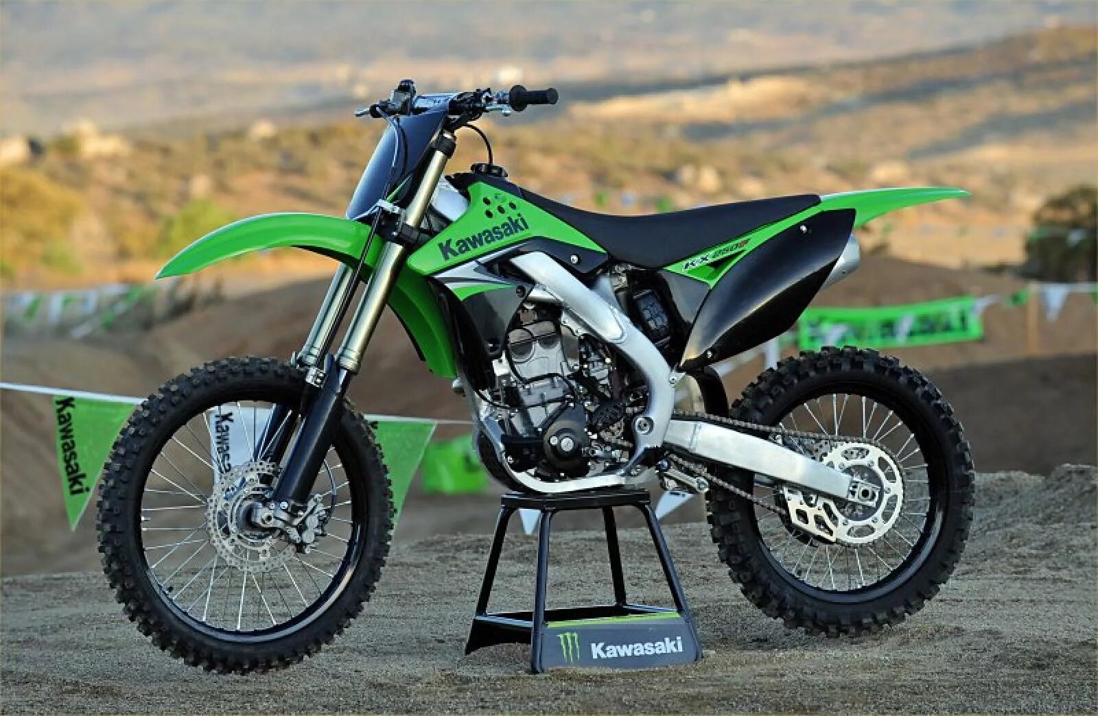 Аренда кроссовых мотоциклов. Kawasaki kx250f. Kawasaki kx250f 2009. Kawasaki KX 250. Кавасаки кроссовый 250.