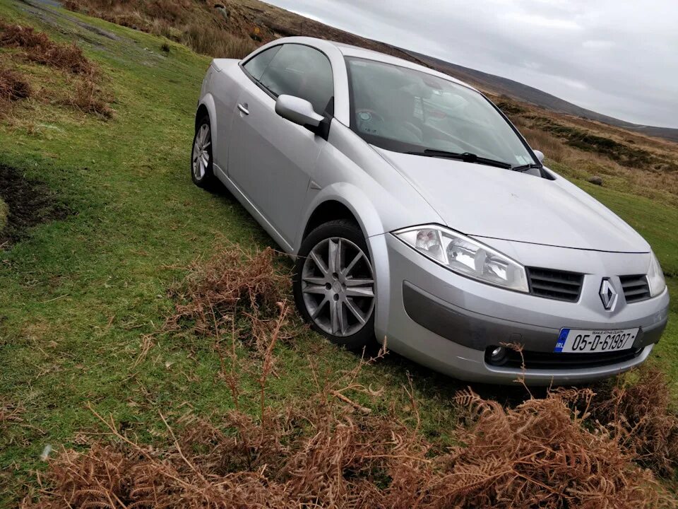 Renault megane 2 2003. Рено меган 1 1. Рено меган 2 сс. Автомобили 2010-х годов рено меган 2. Минусы рено меган 2.