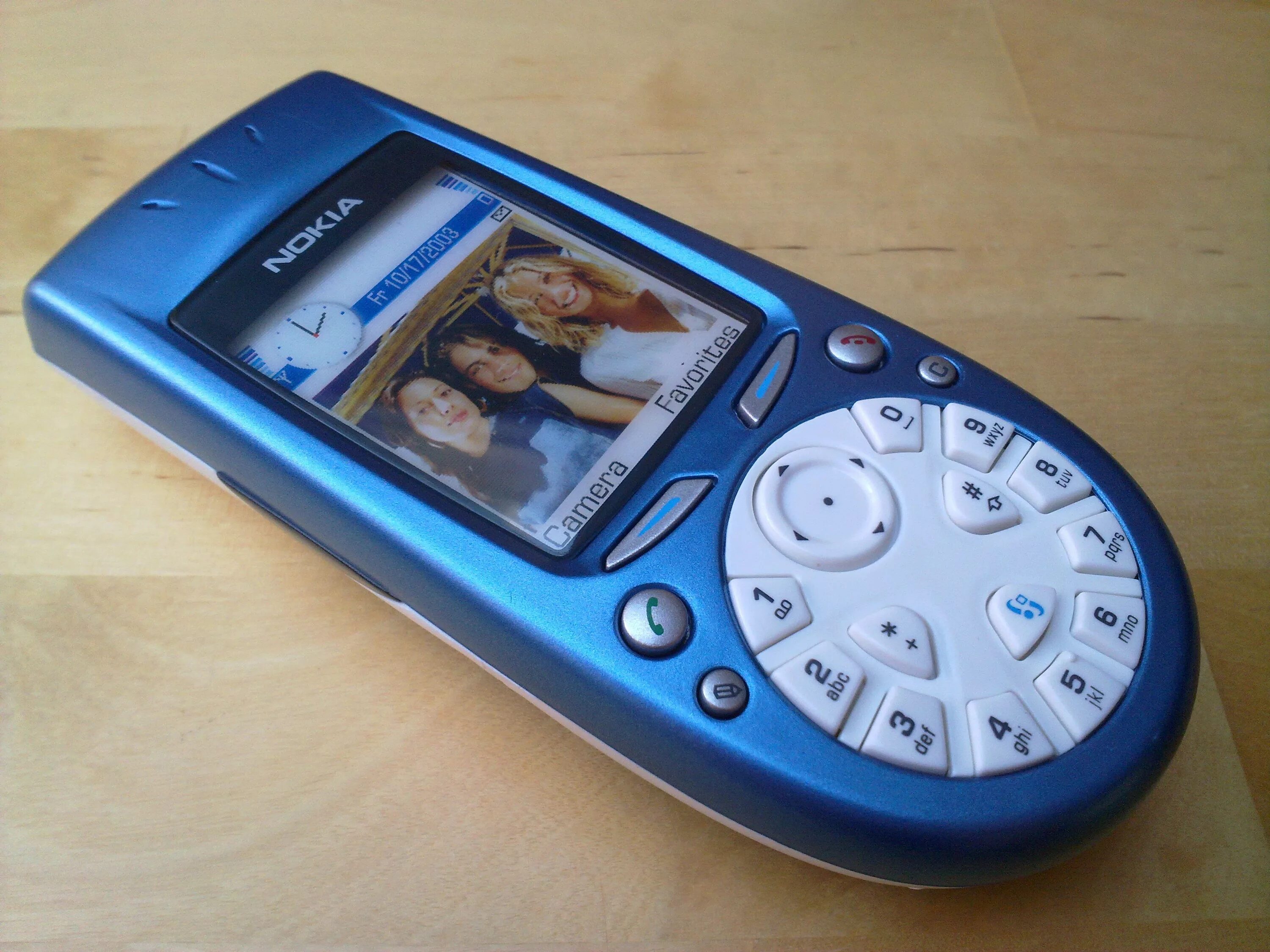 Сотовые 2000 года. Nokia 3650. Смартфон Nokia 3650. Нокиа с камерой 3650. Коммуникатор нокия 2003.