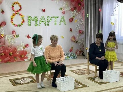 Наступает наших мам